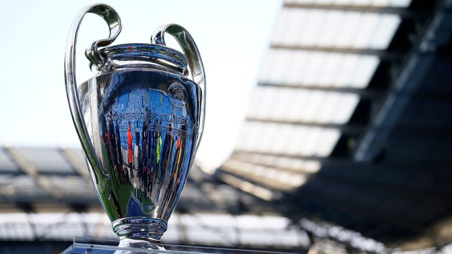 范佩西宣布 范佩西宣布